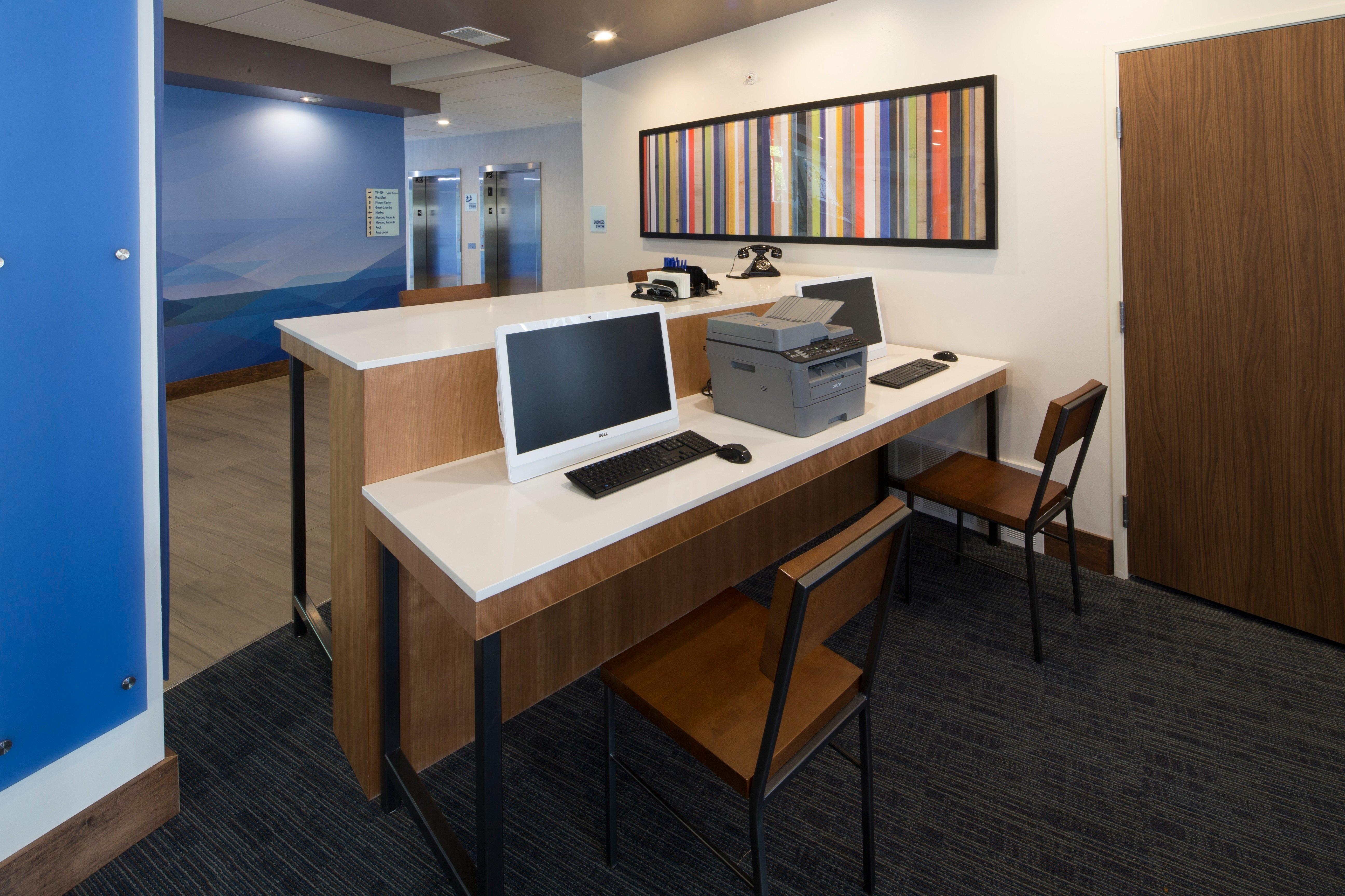 Holiday Inn Express & Suites Alpena - Downtown By Ihg Экстерьер фото